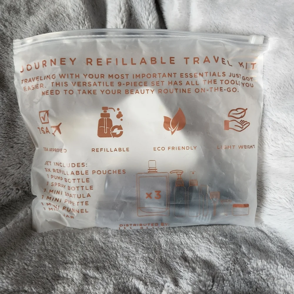 Ivy Olivia | 9-Piece Travel Kit - Picture 3 of 4